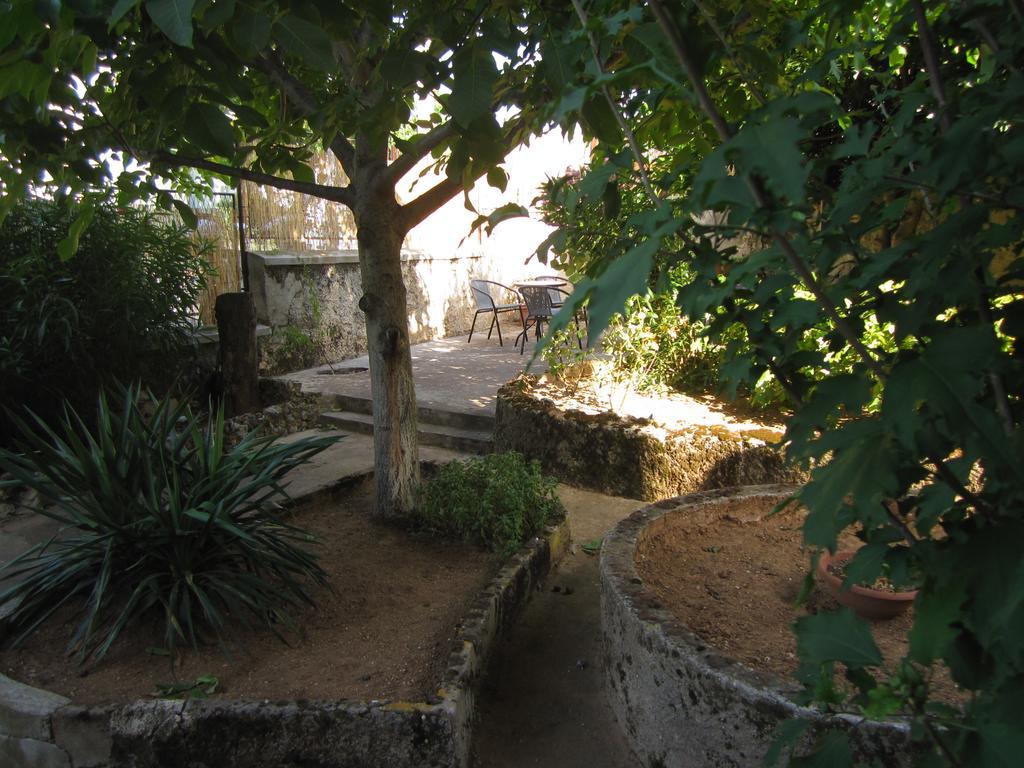 Guest House Ilona بولا المظهر الخارجي الصورة